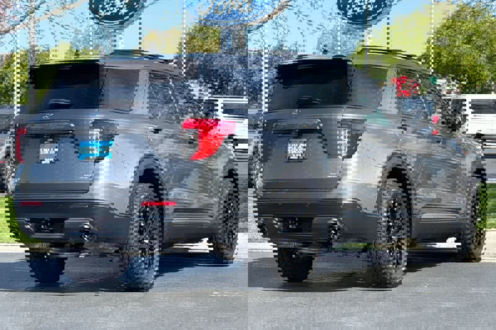 Certified 2023 Ford Explorer XLT w/ Equipment Group 202A image 5