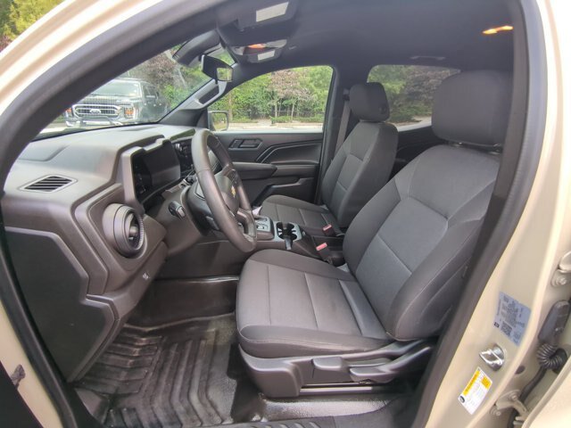 Used 2023 Chevrolet Colorado W/T RWD image 14