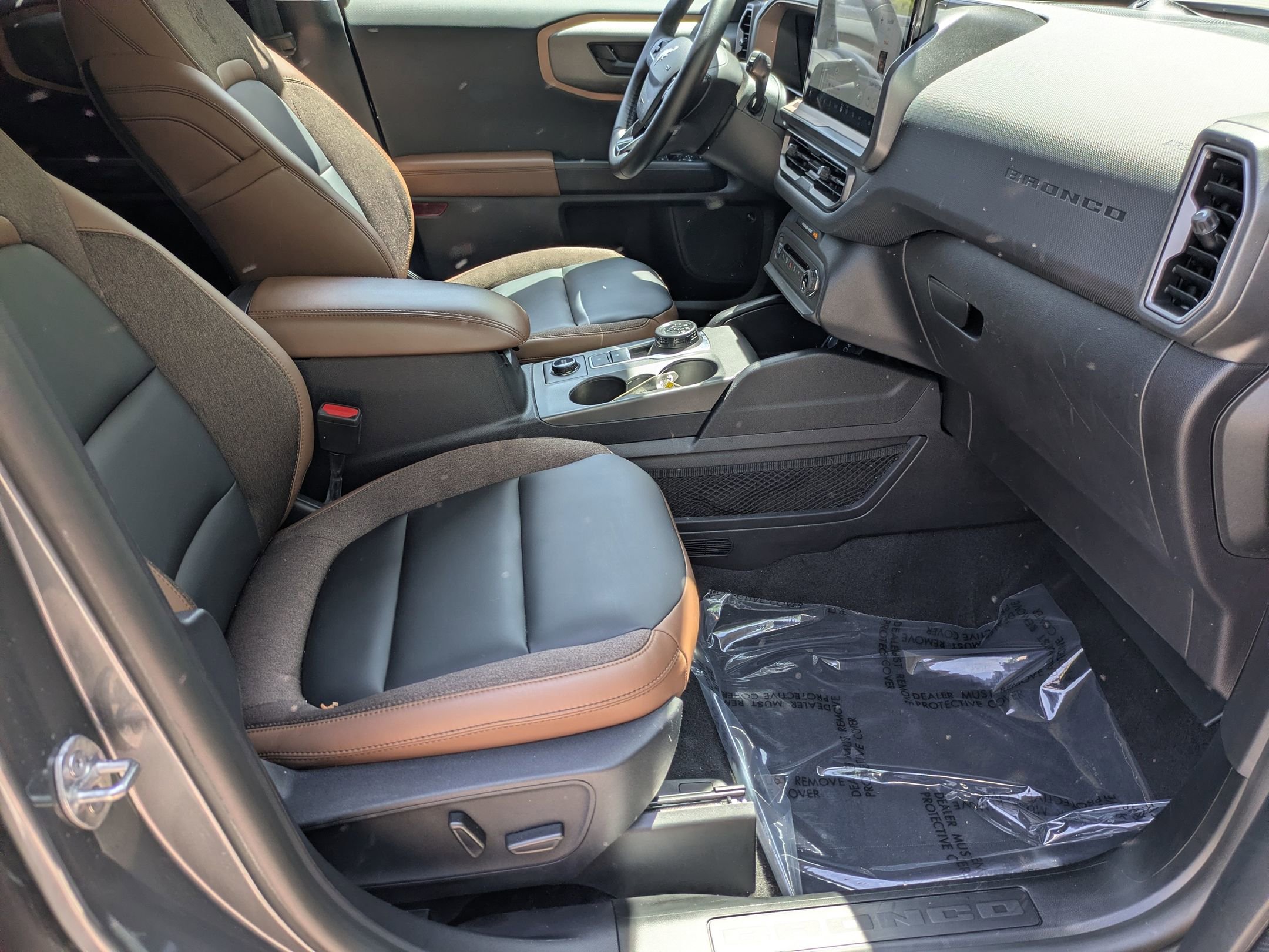 Certified 2025 Ford Bronco Sport Outer Banks w/ Outer Banks Tech Package+ AWD/4WD image 41