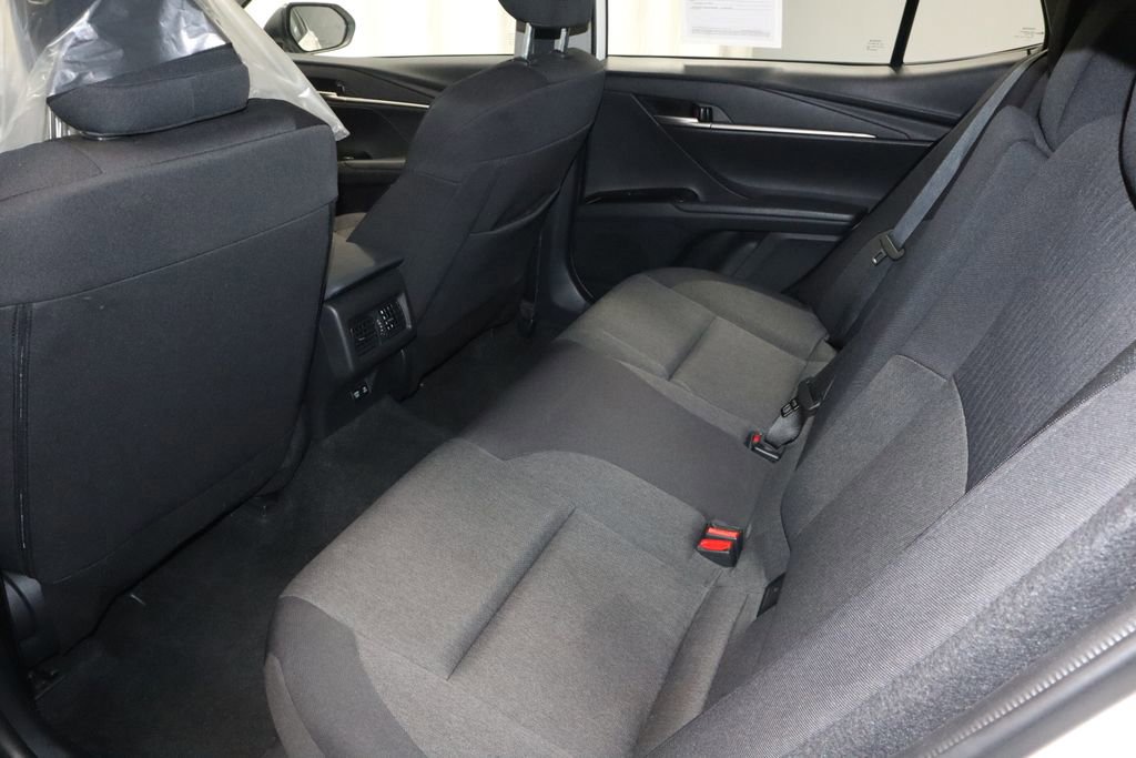 Used 2025 Toyota Camry LE FWD image 16