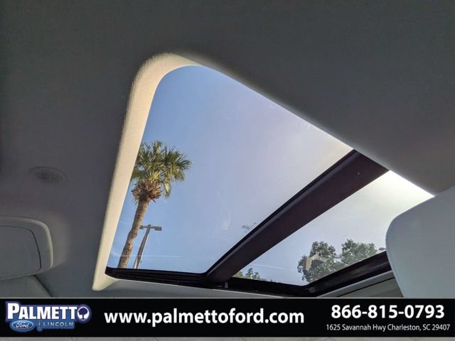 Certified 2025 Ford Explorer Platinum w/ Ultimate Package AWD/4WD image 20