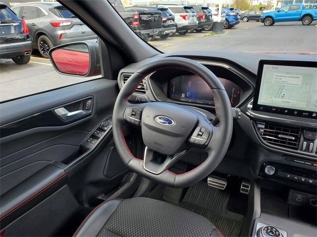 Certified 2023 Ford Escape ST-Line w/ Tech Pack #1 image 9