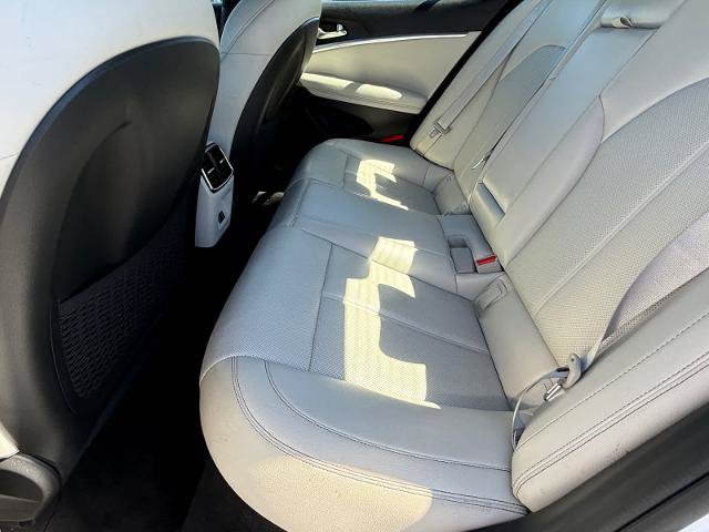 Used 2025 Genesis G70 2.5T AWD/4WD image 11