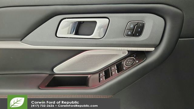 Certified 2025 Ford Explorer ST w/ Sun And Sound Package image 24