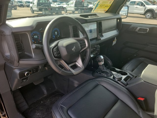 Certified 2025 Ford Bronco Big Bend w/ Black Diamond Package AWD/4WD image 10