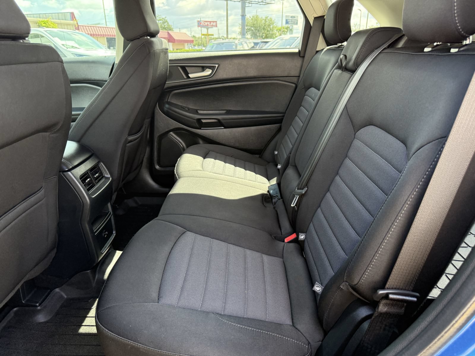 Certified 2022 Ford Edge SE w/ Black Appearance Package AWD/4WD image 20