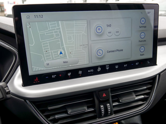 Certified 2025 Ford Escape Platinum image 16