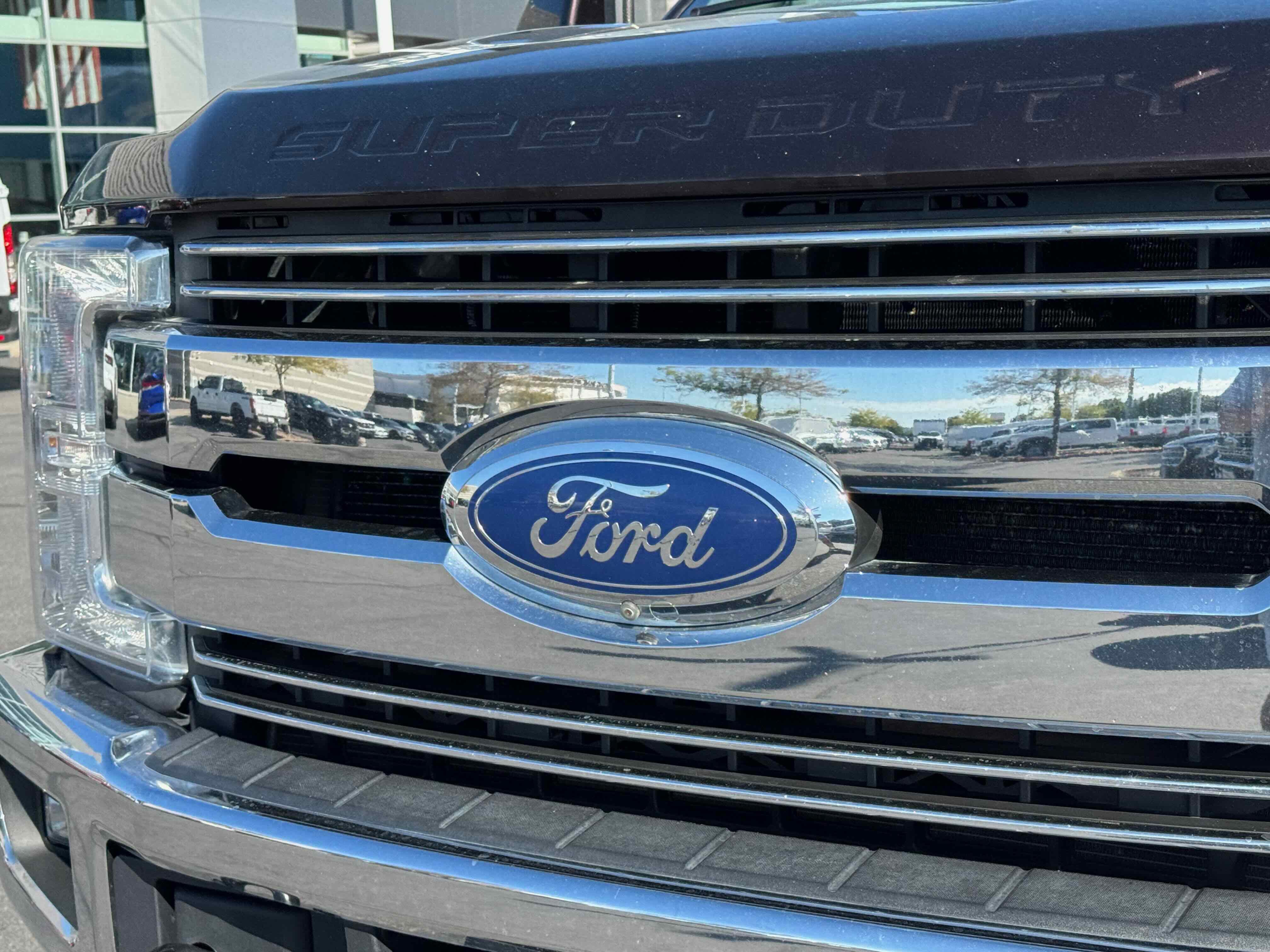 Certified 2019 Ford F350 Lariat image 13