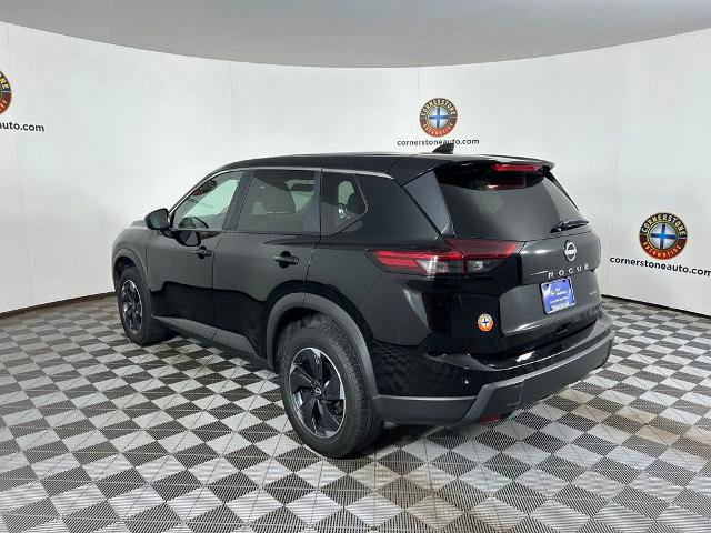 Used 2025 Nissan Rogue SV AWD/4WD image 18