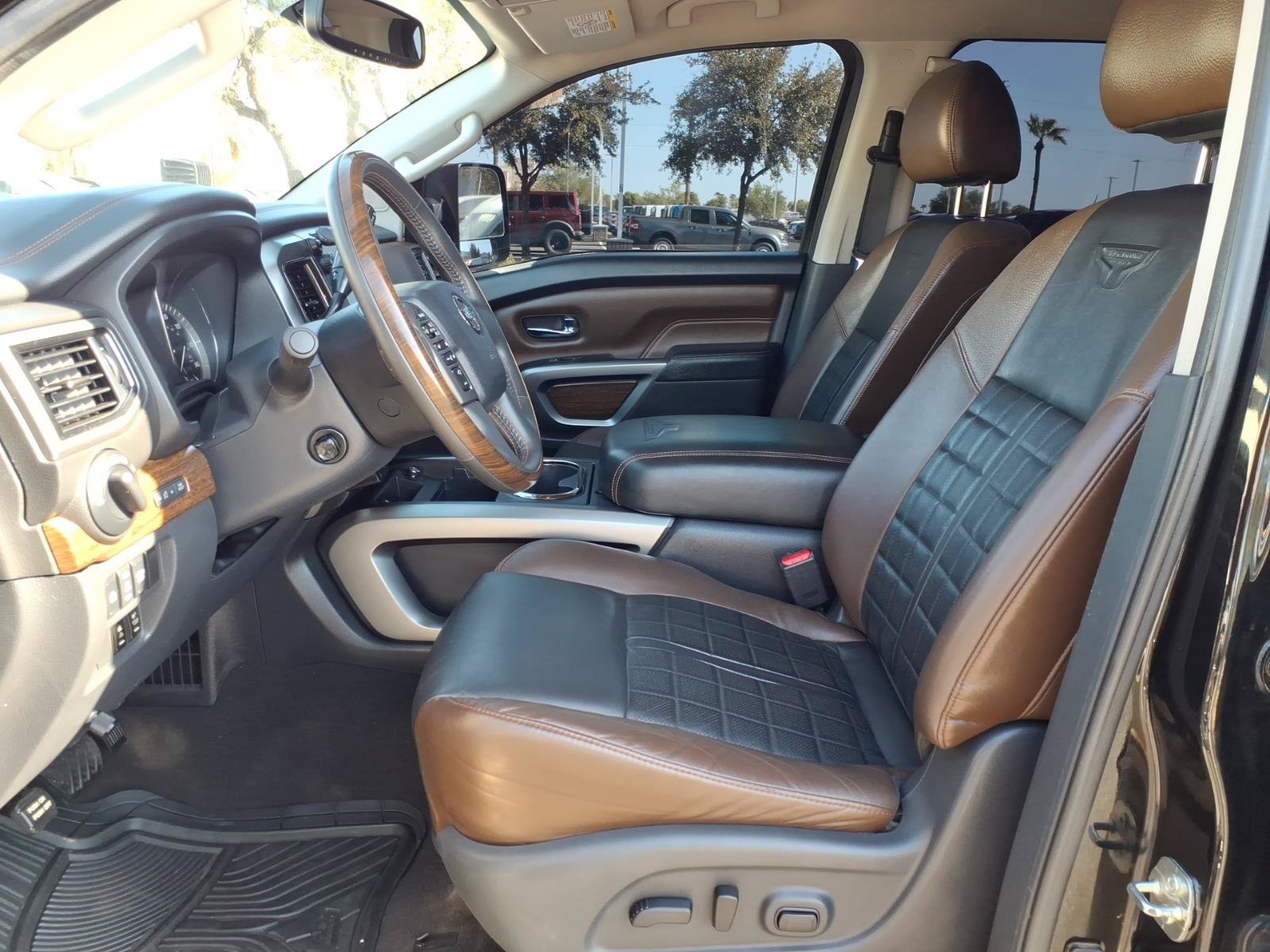 Used 2017 Nissan Titan Platinum Reserve AWD/4WD image 13