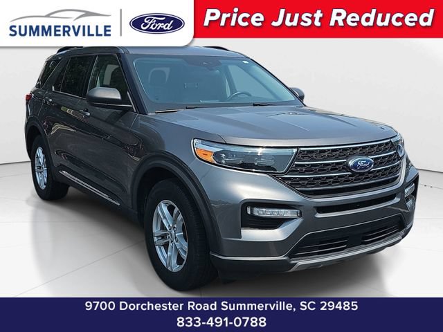 Certified 2023 Ford Explorer XLT w/ Equipment Group 202A AWD/4WD image 1