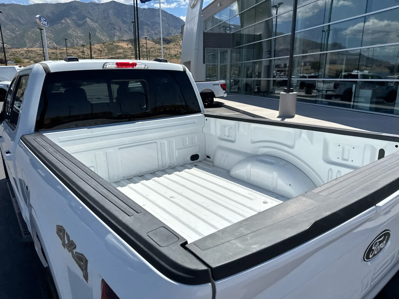 Certified 2025 Ford F150 Lariat AWD/4WD image 13