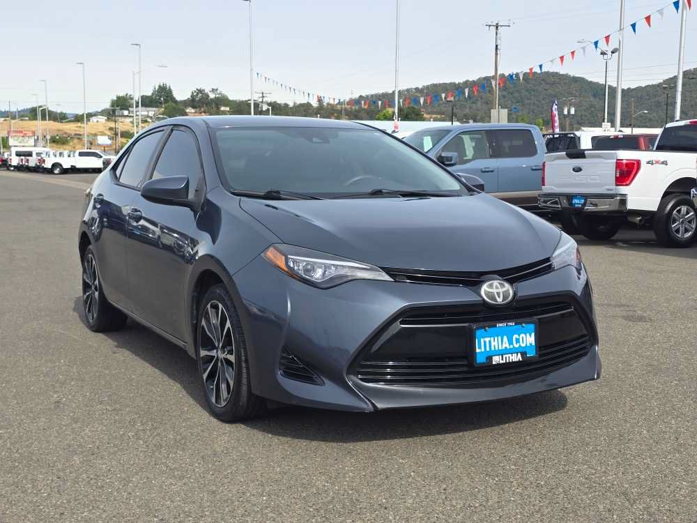 Used 2017 Toyota Corolla LE w/ Carpet Mat Package (TMS) FWD image 7