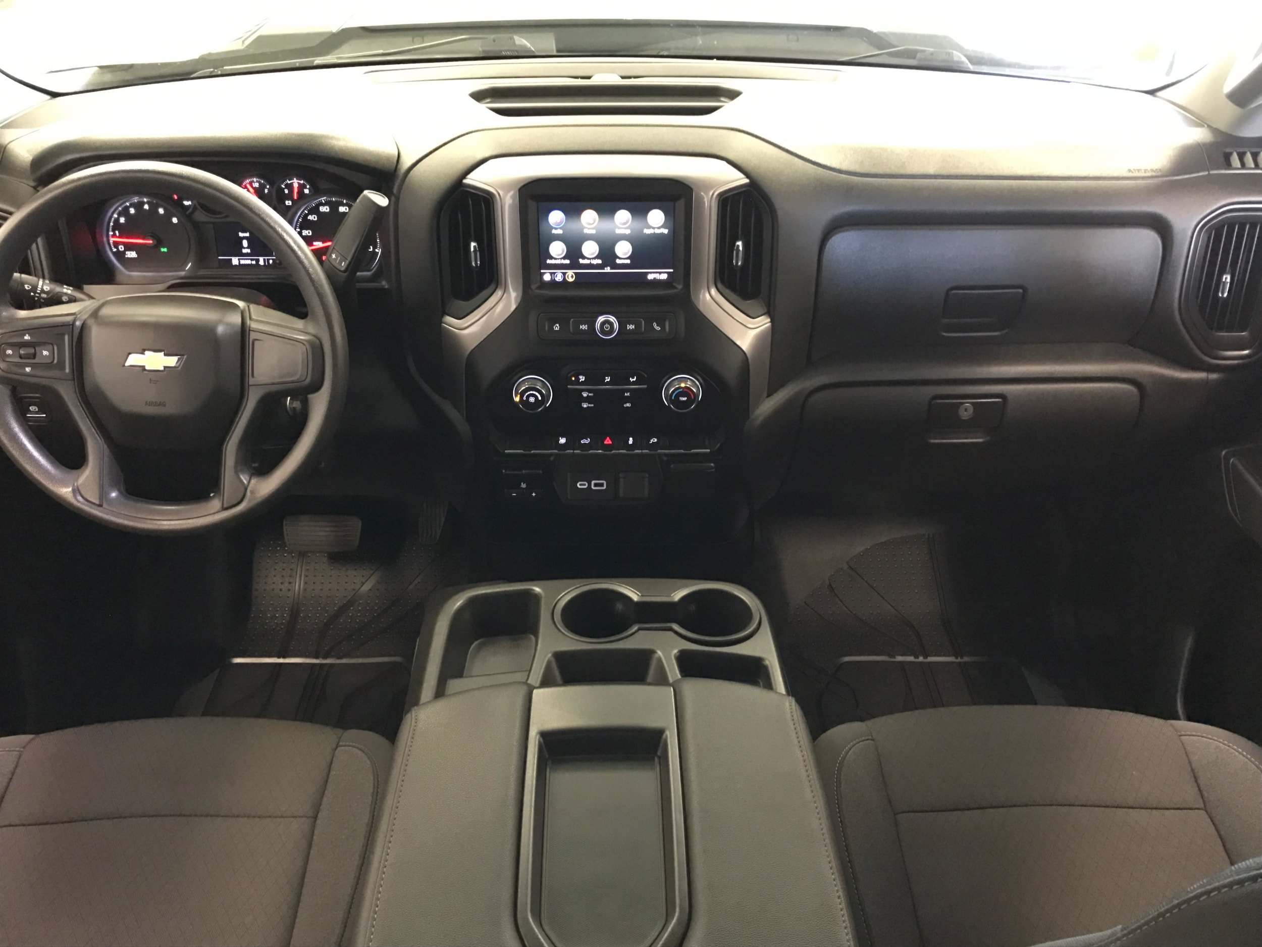 Used 2022 Chevrolet Silverado 2500 Custom w/ Custom Convenience Package AWD/4WD image 10