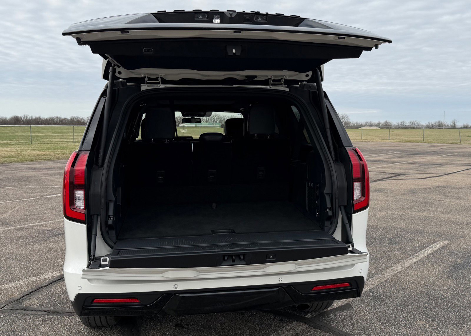 Certified 2025 Ford Expedition Max Platinum w/ Stealth Appearance Package AWD/4WD image 7