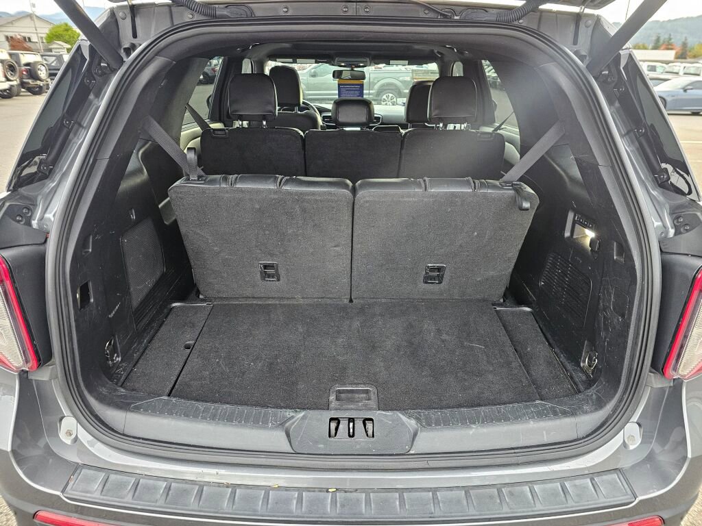 Certified 2022 Ford Explorer ST w/ Equipment Group 401A image 10