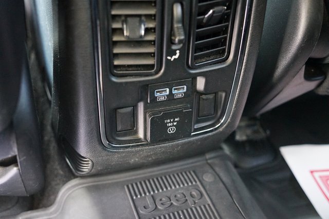 Used 2019 Jeep Grand Cherokee Limited image 9