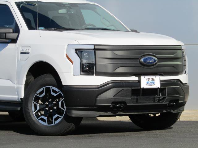 Certified 2022 Ford F150 Lightning Pro image 5
