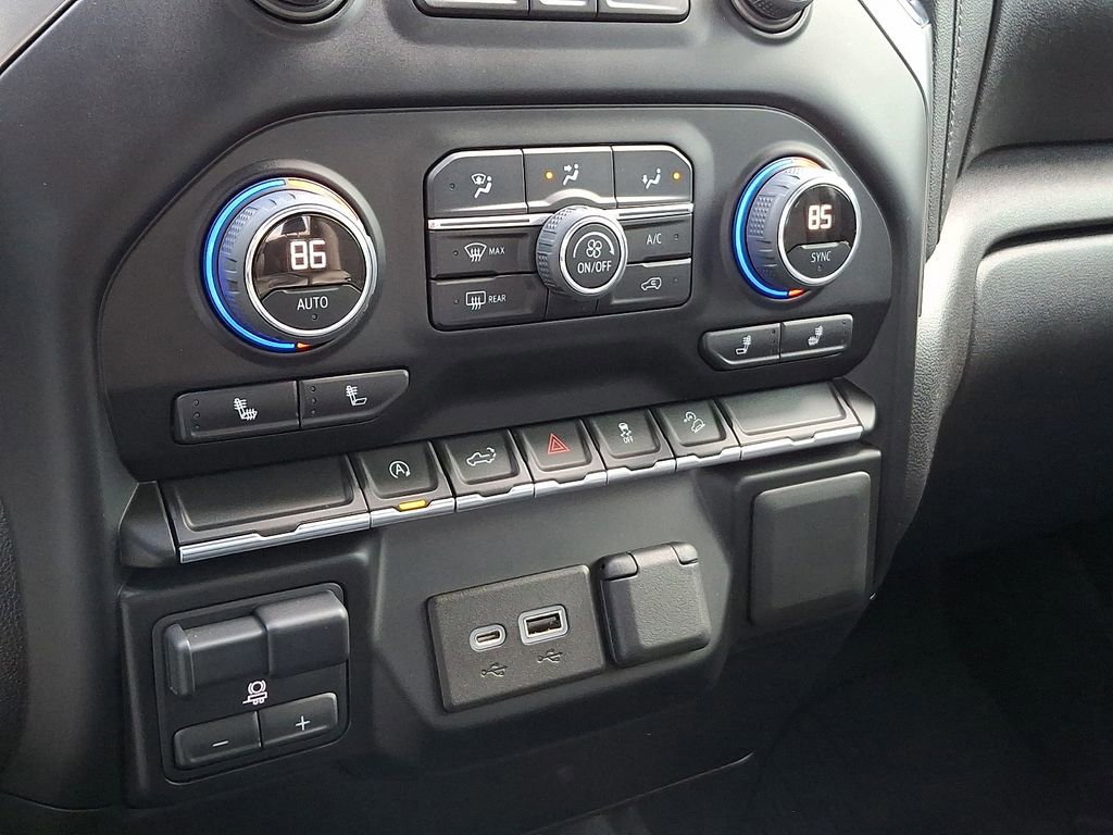 Used 2021 Chevrolet Silverado 1500 RST w/ Z71 Off-Road Package image 16