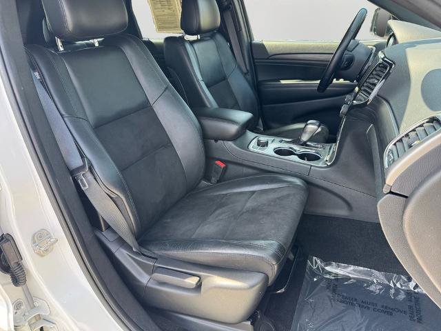 Used 2022 Jeep Grand Cherokee Laredo X AWD/4WD image 6