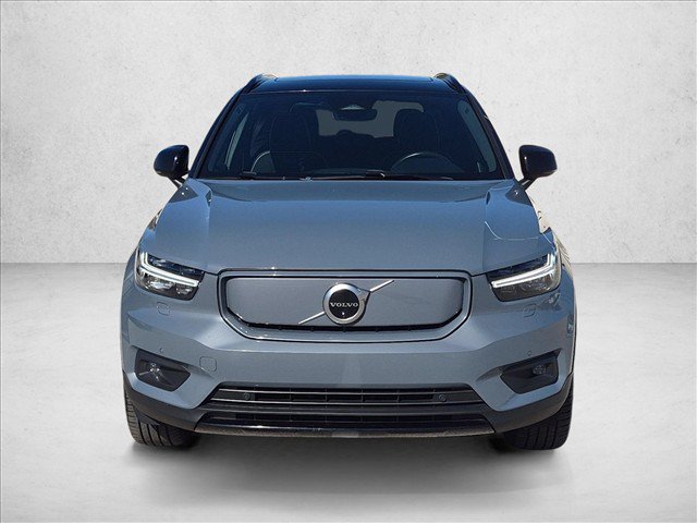 Used 2021 Volvo XC40 P8 Recharge w/ Advanced Package AWD/4WD image 2