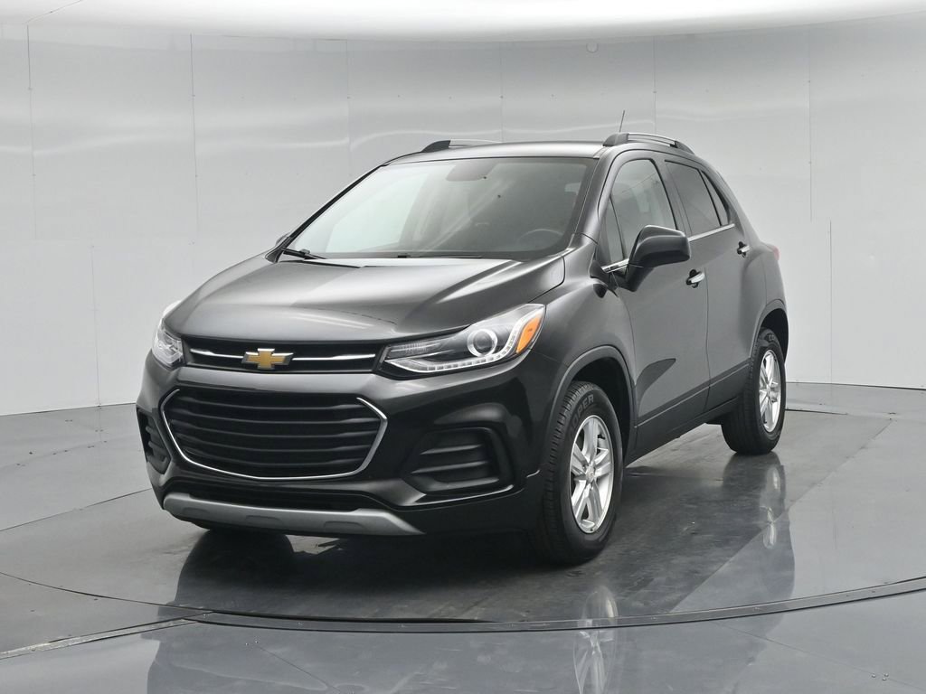 Used 2020 Chevrolet Trax LT w/ LT Convenience Package AWD/4WD image 58
