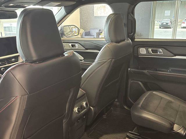 Certified 2025 Ford Explorer ST w/ Sun And Sound Package AWD/4WD image 24