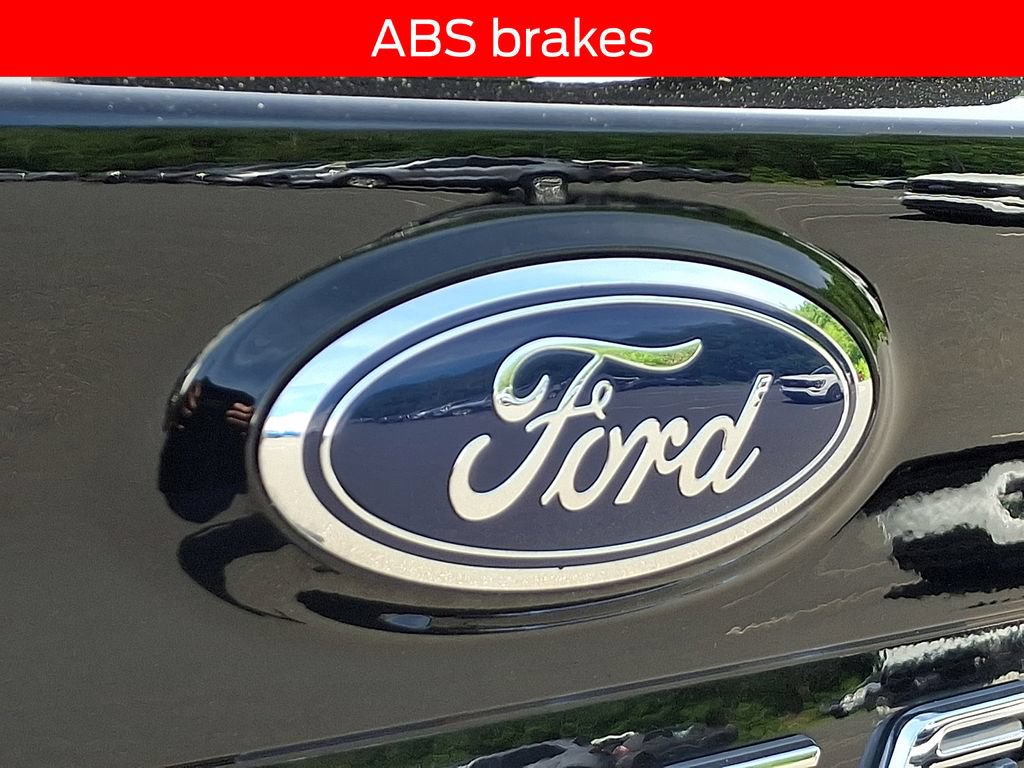 Certified 2023 Ford Edge Titanium AWD/4WD image 30