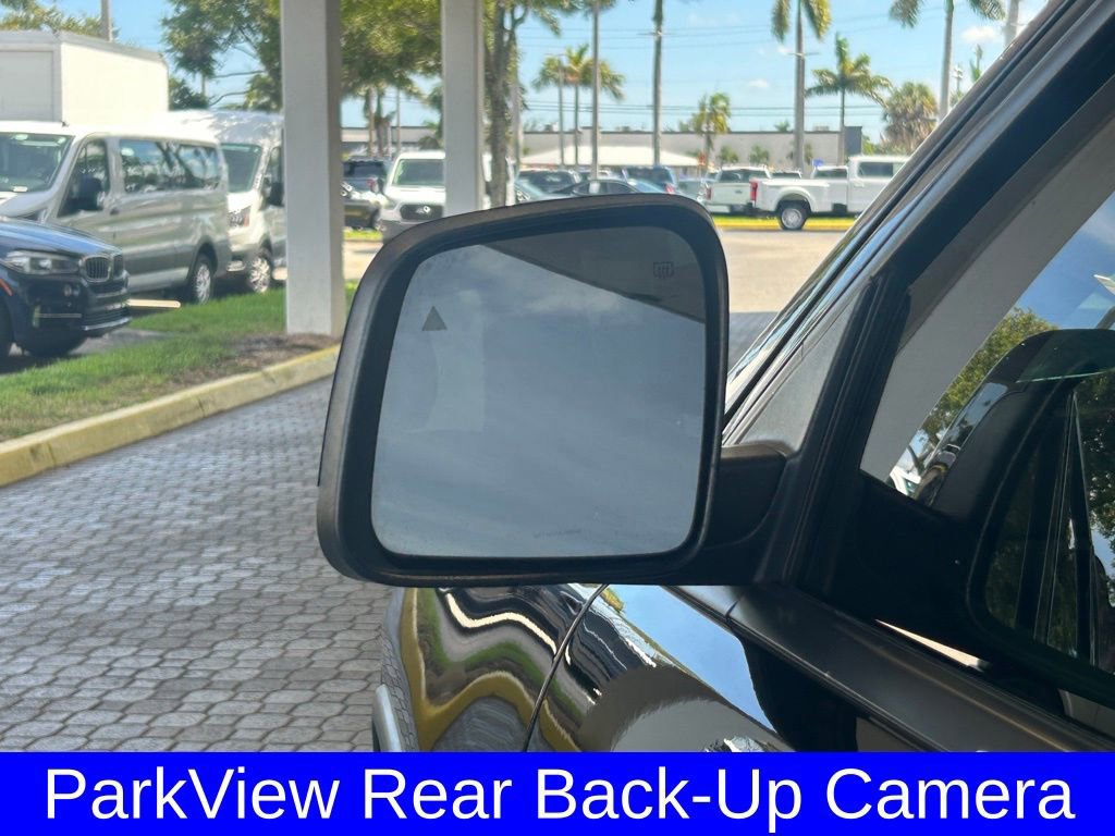 Used 2019 Jeep Grand Cherokee Laredo image 15