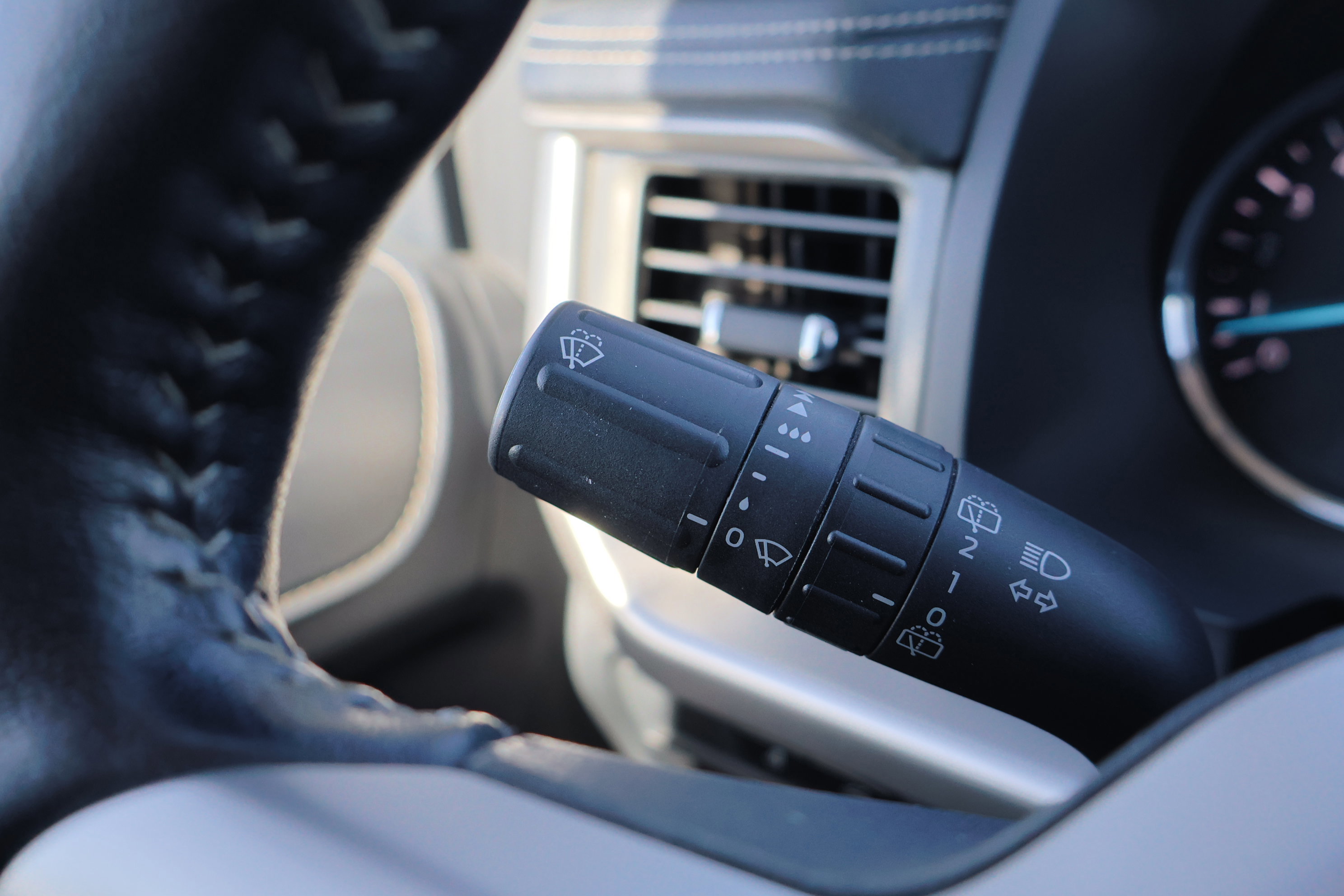 Certified 2024 Ford Expedition Max XLT image 20