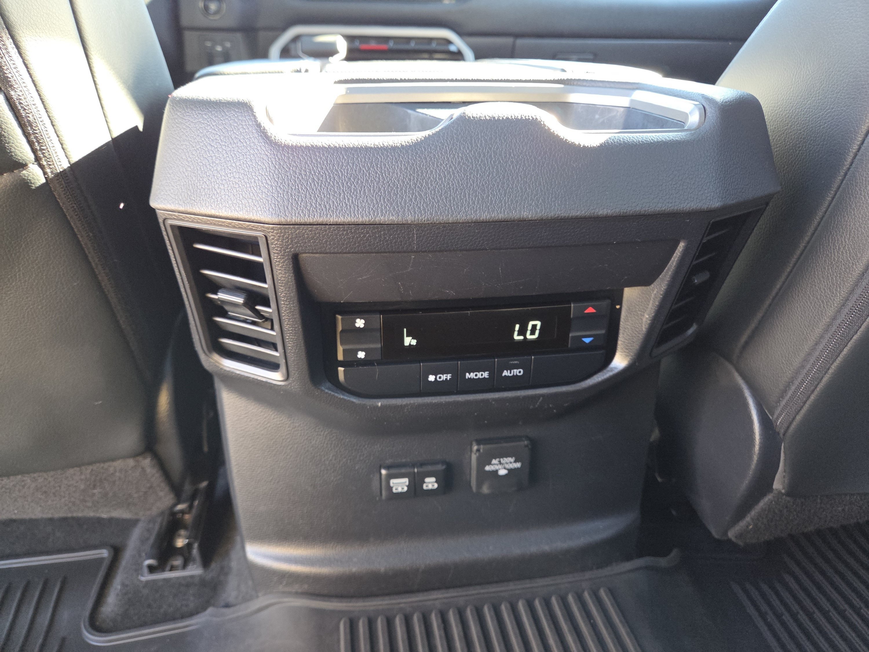 Used 2025 Toyota Sequoia Limited w/ Tow Technology Package AWD/4WD image 36