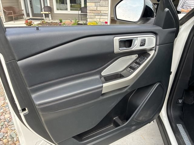 Certified 2023 Ford Explorer Limited w/ Limited Technology Package AWD/4WD image 14