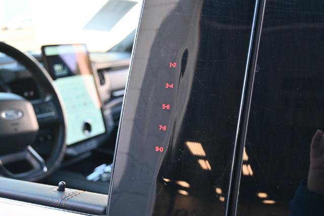 Certified 2023 Ford Expedition Platinum AWD/4WD image 19