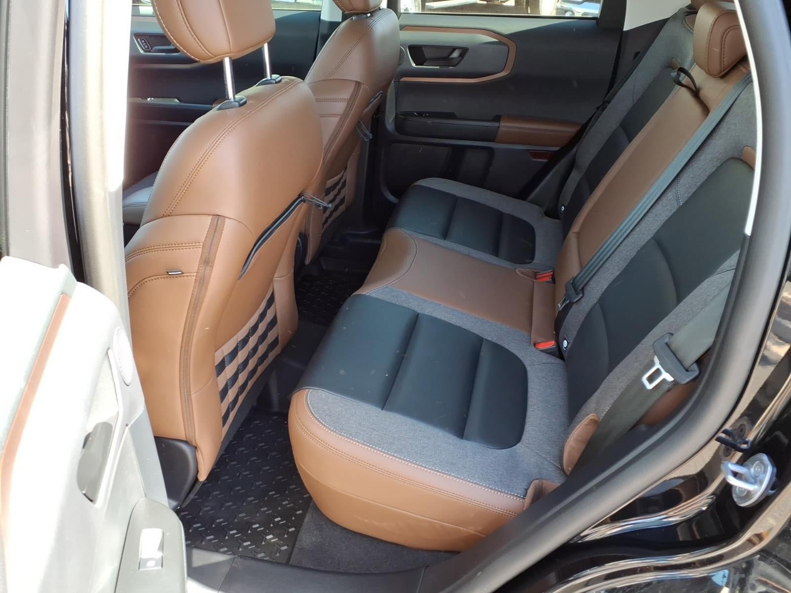 Certified 2023 Ford Bronco Sport Outer Banks w/ Tech Package AWD/4WD image 17