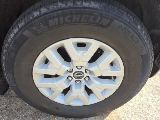 Used 2022 Nissan Frontier SV RWD image 12