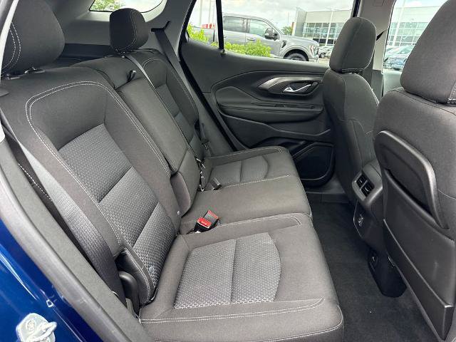Used 2022 GMC Terrain SLE w/ Driver Convenience Package AWD/4WD image 9