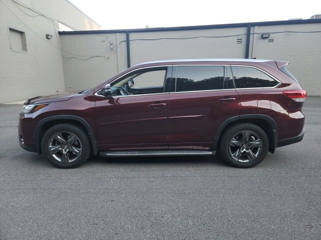 Used 2017 Toyota Highlander Limited Platinum AWD/4WD image 5