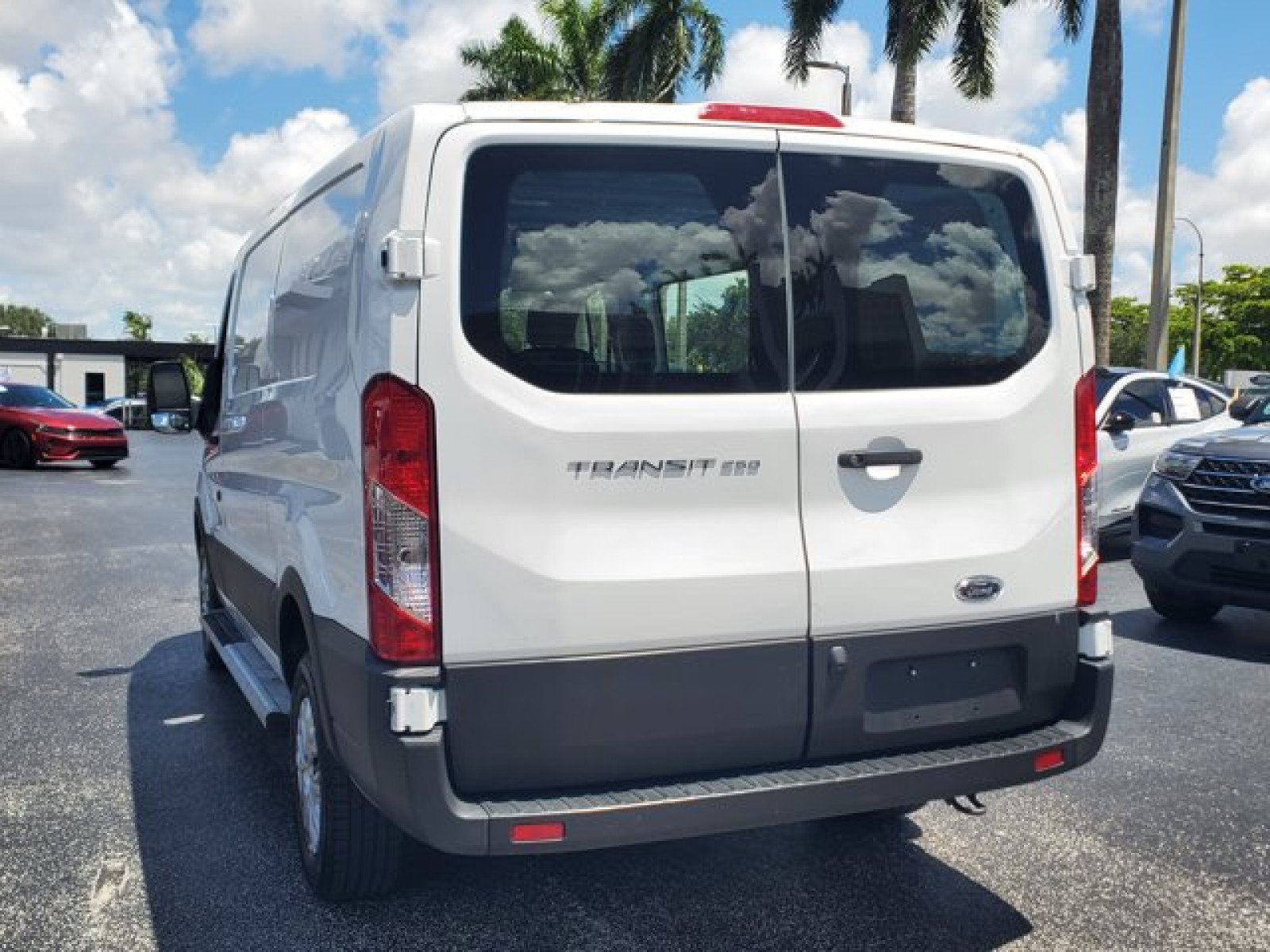 Certified 2023 Ford Transit 250 Low Roof w/ Exterior Upgrade Package RWD image 5