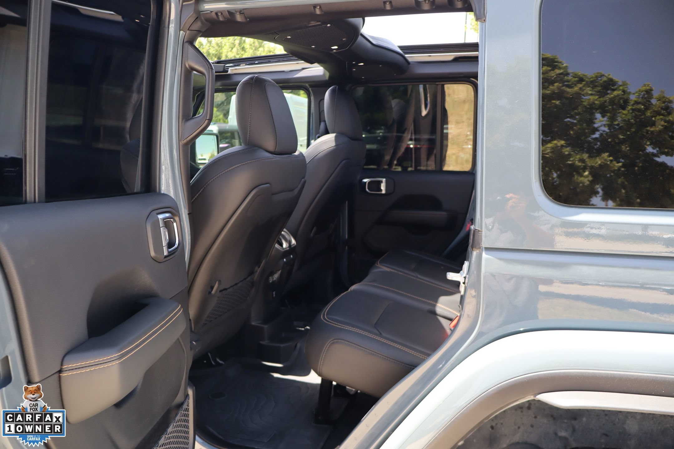 Used 2025 Jeep Wrangler Unlimited Rubicon 392 AWD/4WD image 24