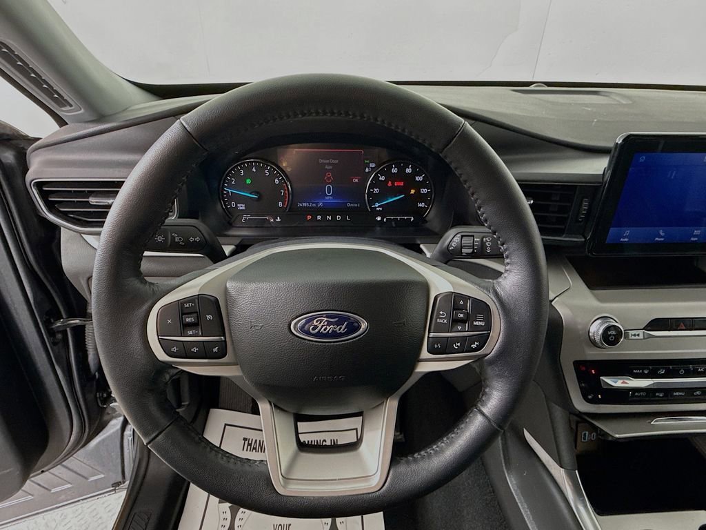 Certified 2023 Ford Explorer XLT w/ Equipment Group 202A image 11