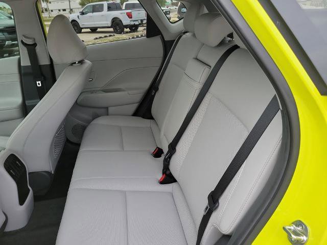 Used 2024 Hyundai Kona Limited image 11