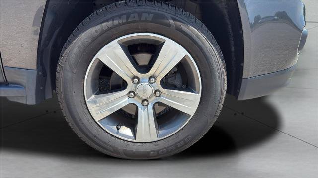 Used 2017 Jeep Compass High Altitude AWD/4WD image 33