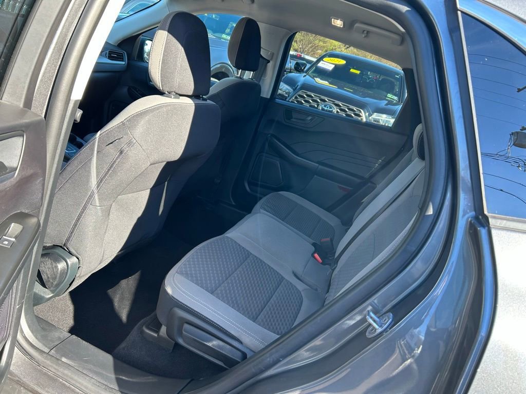 Certified 2022 Ford Escape SE image 17