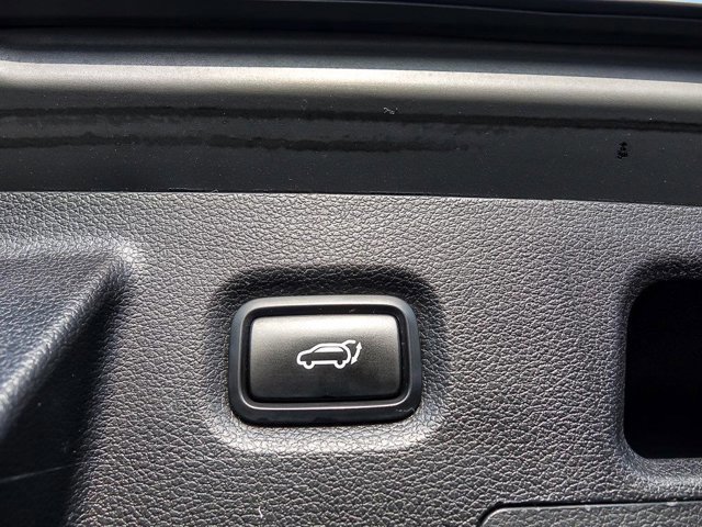 Used 2022 Hyundai Santa Fe SEL w/ Convenience + Premium Package image 32