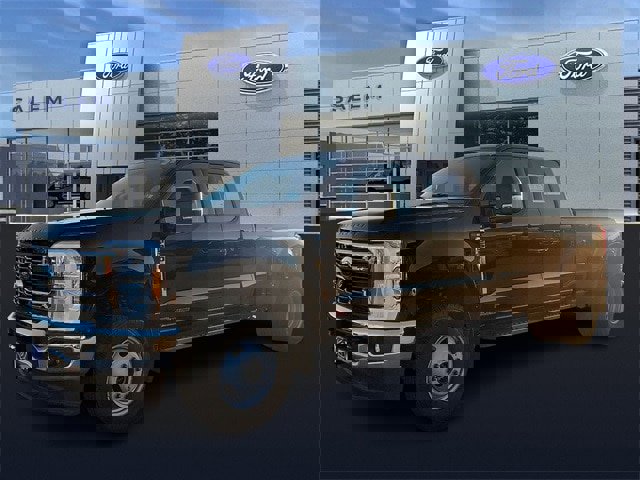 Certified 2025 Ford F350 XLT w/ Snow Plow/Camper Package image 6