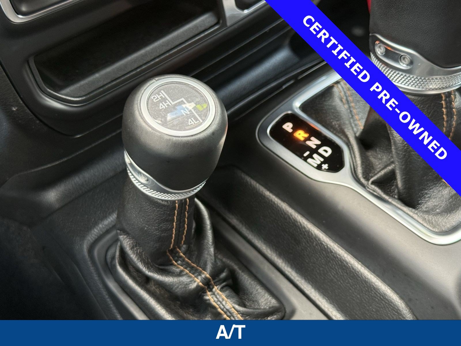 Used 2021 Jeep Wrangler Unlimited Sahara AWD/4WD image 32