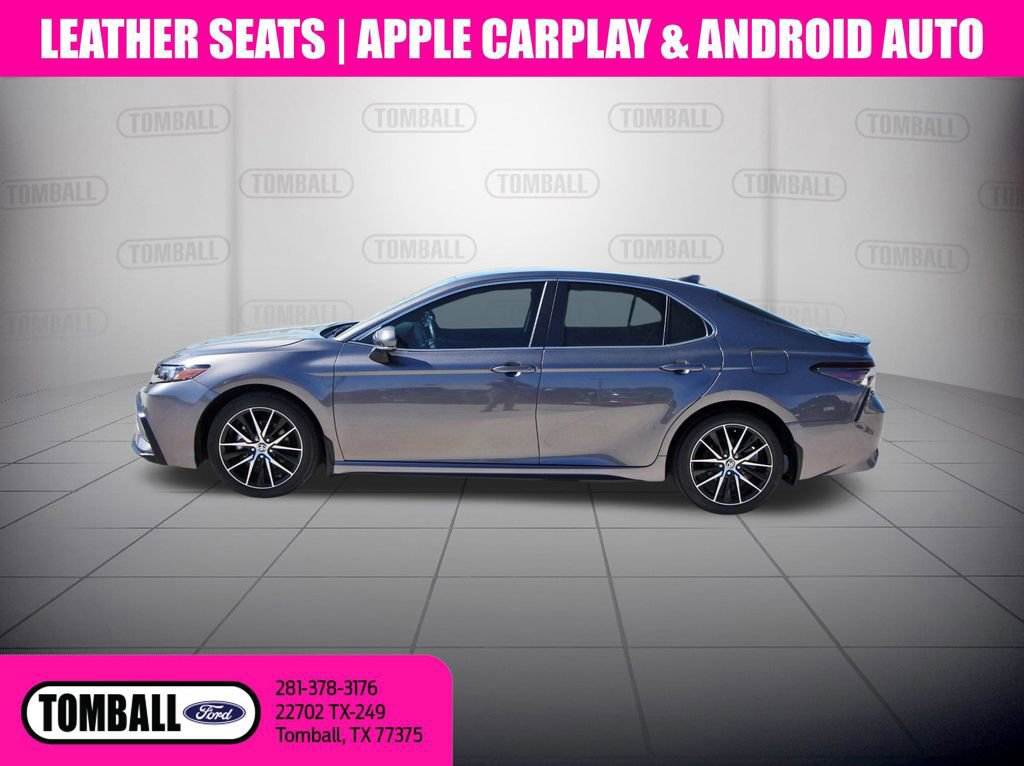 Used 2024 Toyota Camry SE image 2