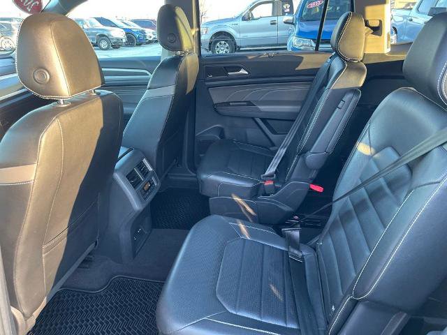 Used 2022 Volkswagen Atlas SEL Premium AWD/4WD image 11