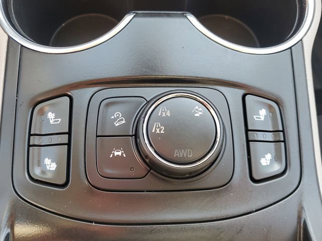 Used 2023 GMC Terrain SLT image 32