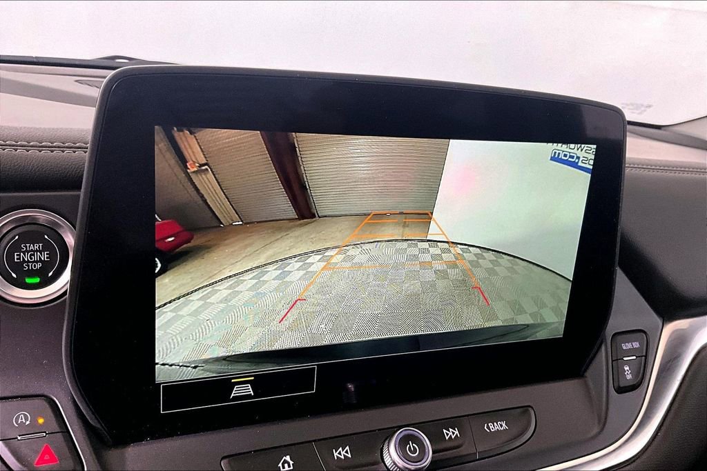 Used 2025 Chevrolet Blazer LT FWD image 17